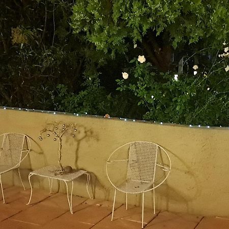 Gabbys Cottage Guesthouse บลูมฟอนเทน ภายนอก รูปภาพ
