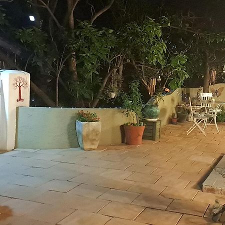 Gabbys Cottage Guesthouse บลูมฟอนเทน ภายนอก รูปภาพ